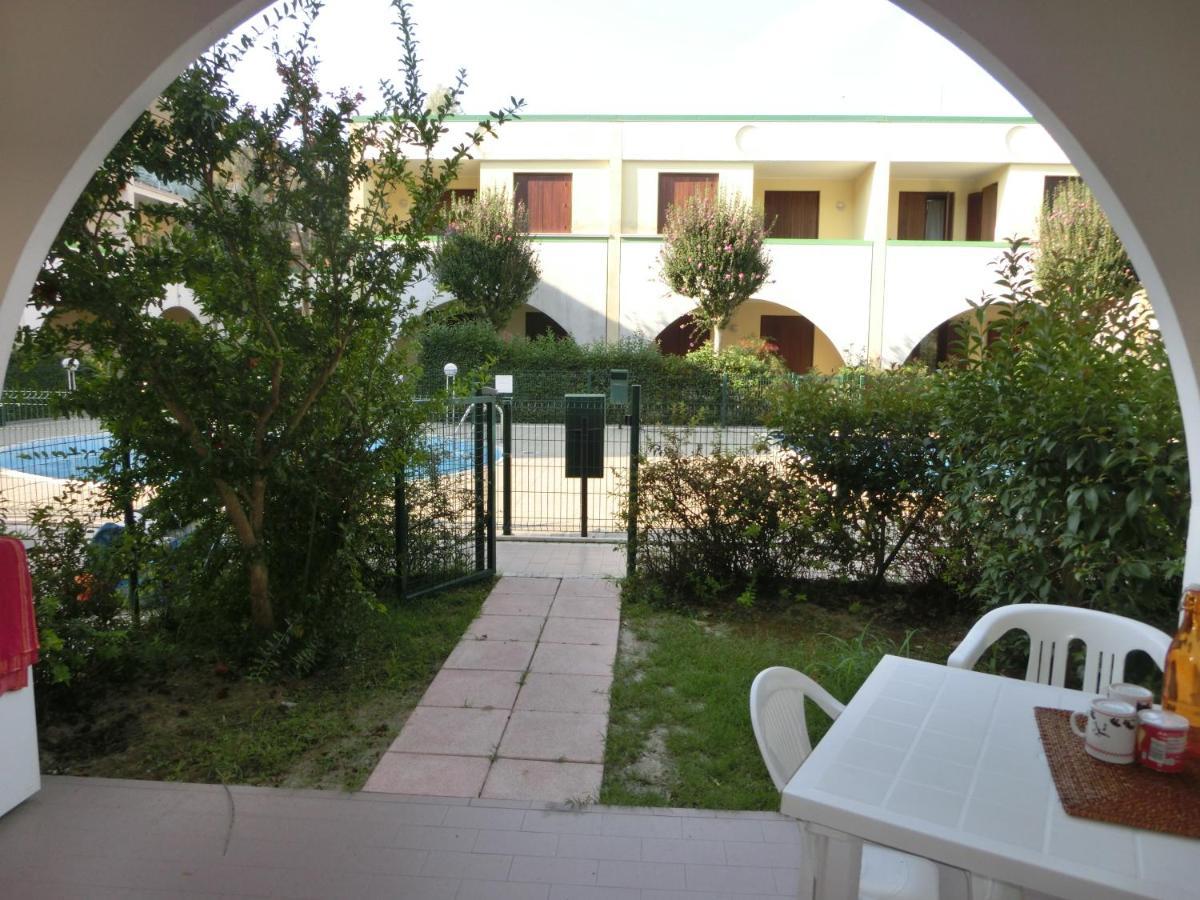 Villaggio Lia Bibione Exteriör bild